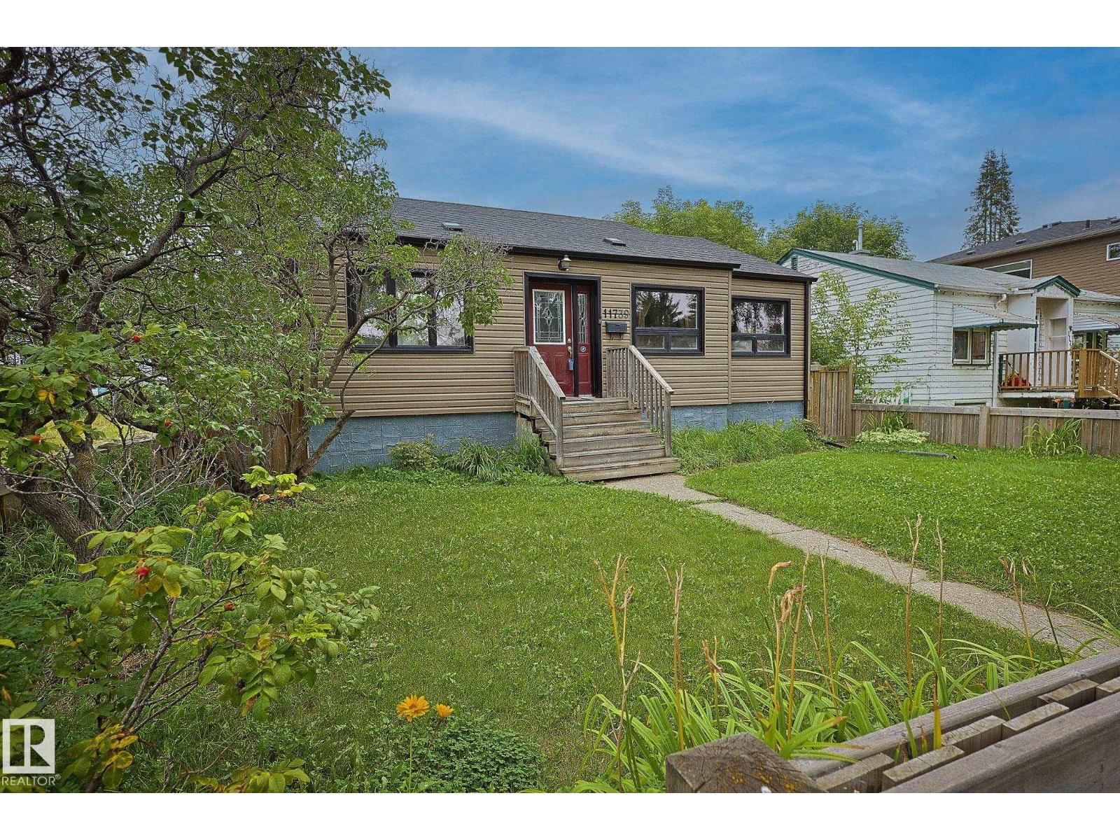 11739 129 St Nw, Edmonton, Alberta  T5M 0Y8 - Photo 1 - E4505205