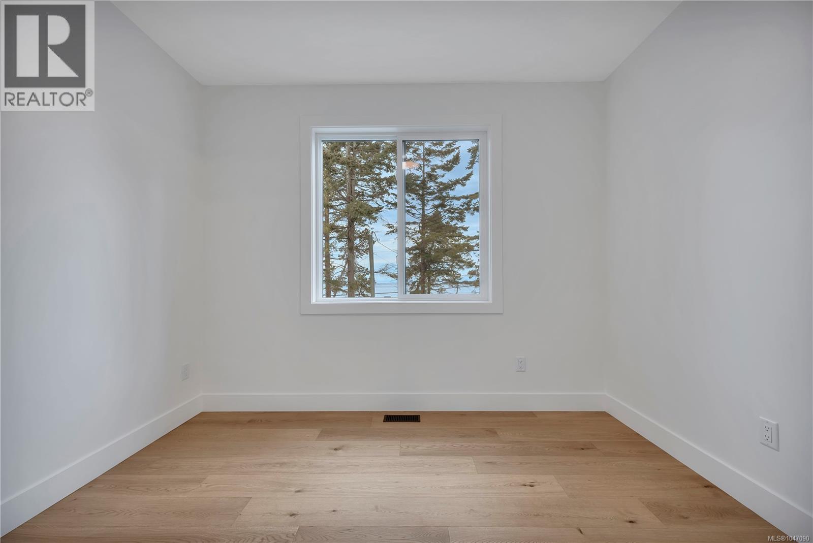729 Berry Point Rd, Gabriola Island, British Columbia  V0R 1X1 - Photo 41 - 1047090