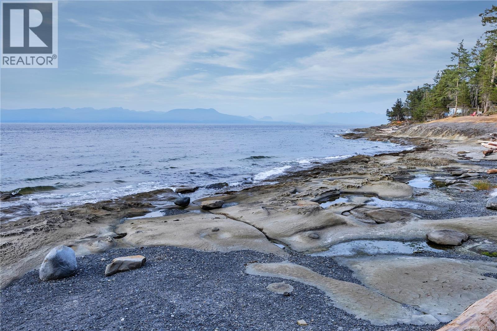 729 Berry Point Rd, Gabriola Island, British Columbia  V0R 1X1 - Photo 46 - 1047090
