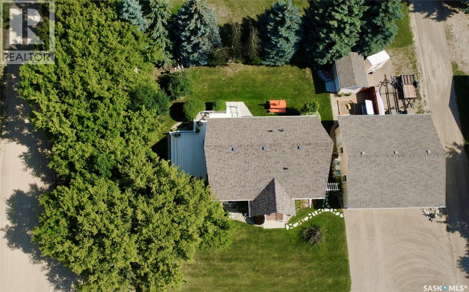 210 King Street, Elbow, Saskatchewan  S0H 1J0 - Photo 3 - SK046407