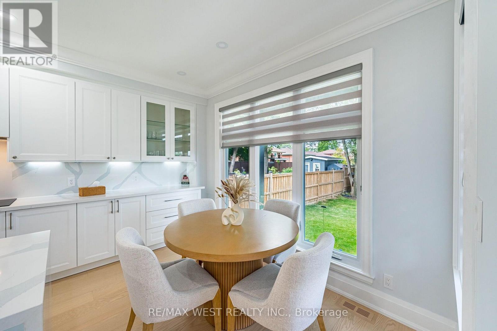 46 Golfdown Drive, Toronto, Ontario  M9W 2H7 - Photo 18 - W13703090