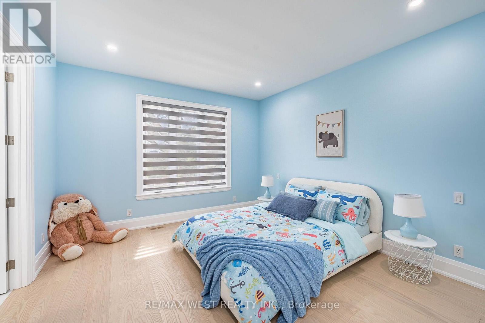 46 Golfdown Drive, Toronto, Ontario  M9W 2H7 - Photo 27 - W13703090