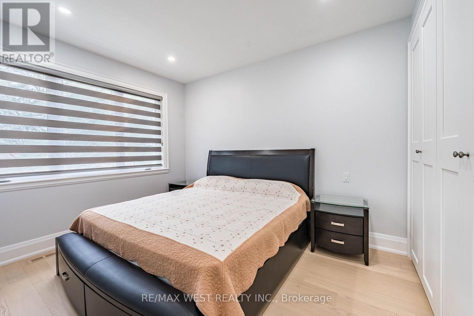 46 Golfdown Drive, Toronto, Ontario  M9W 2H7 - Photo 30 - W13703090