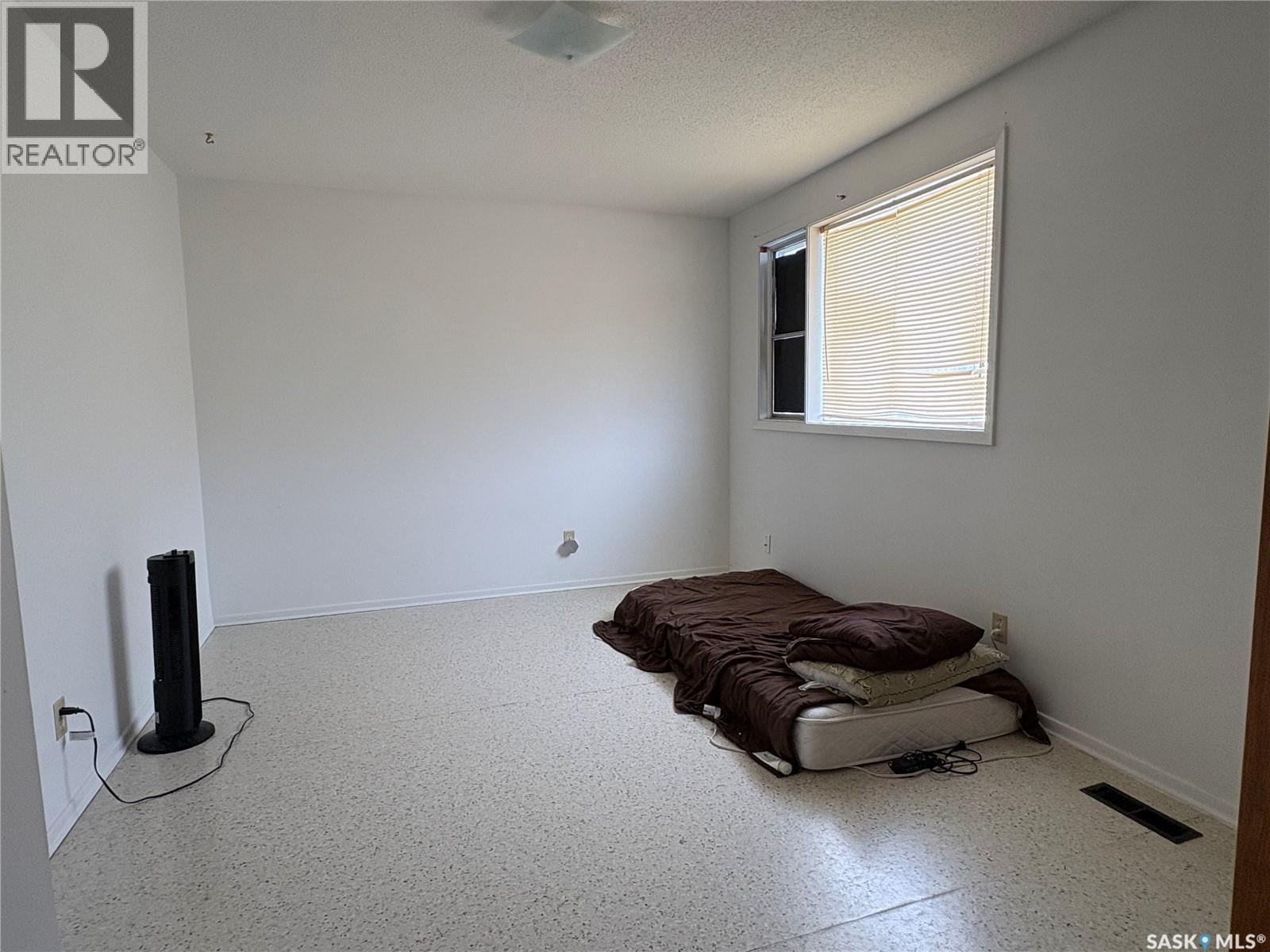 43 Bantry Street, Lanigan, Saskatchewan  S0K 2M0 - Photo 42 - SK030891