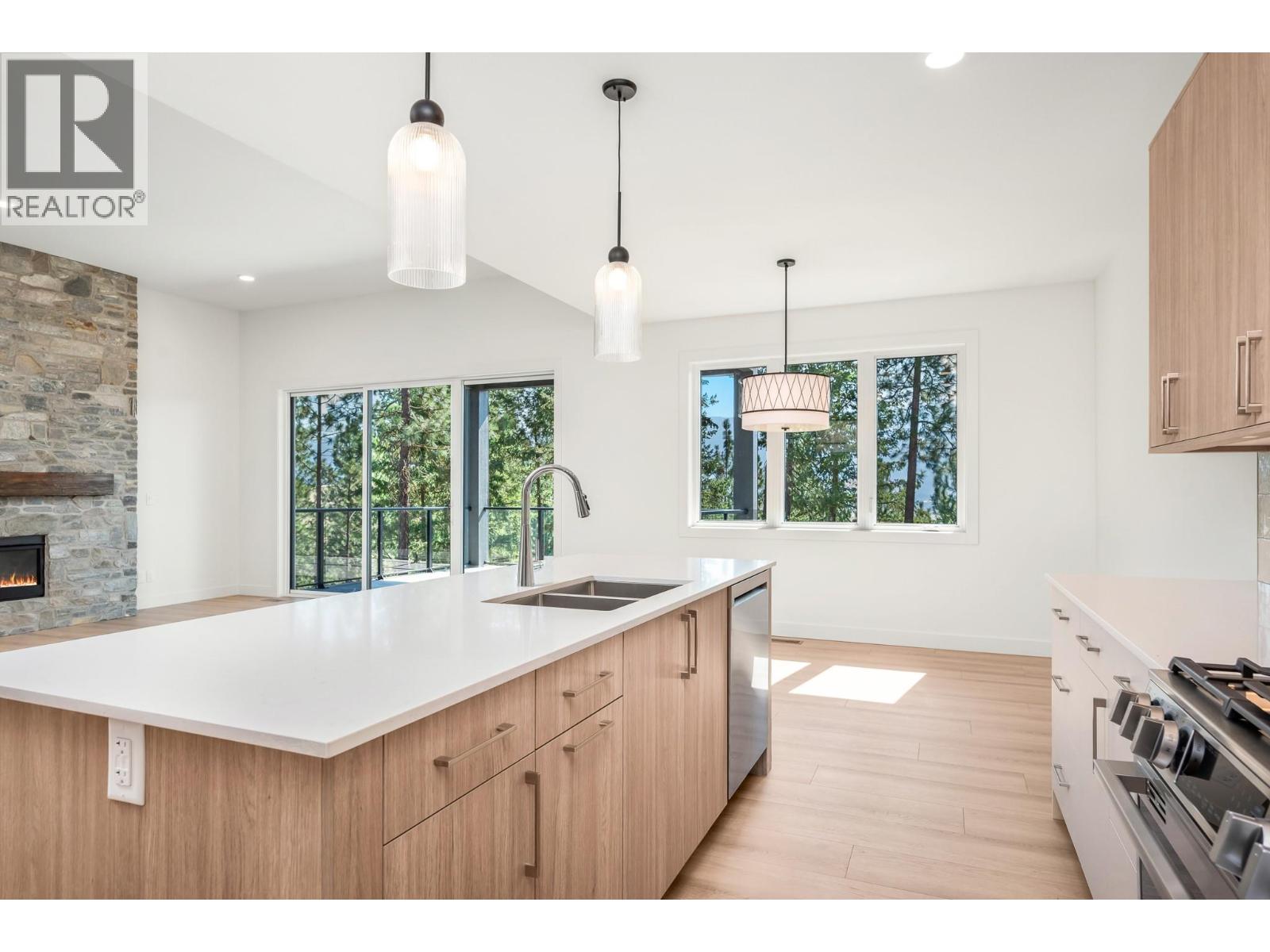 4832 Gulch Road, Spallumcheen, British Columbia  V4Y 0V1 - Photo 10 - 10398242