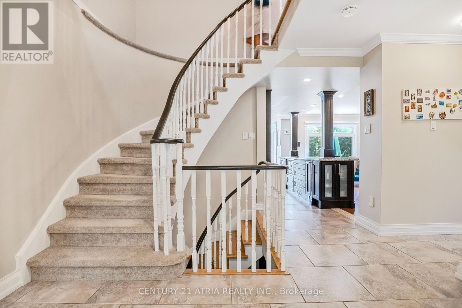 57 Ashfield Drive, Richmond Hill, Ontario  L4E 2L1 - Photo 4 - N13704716