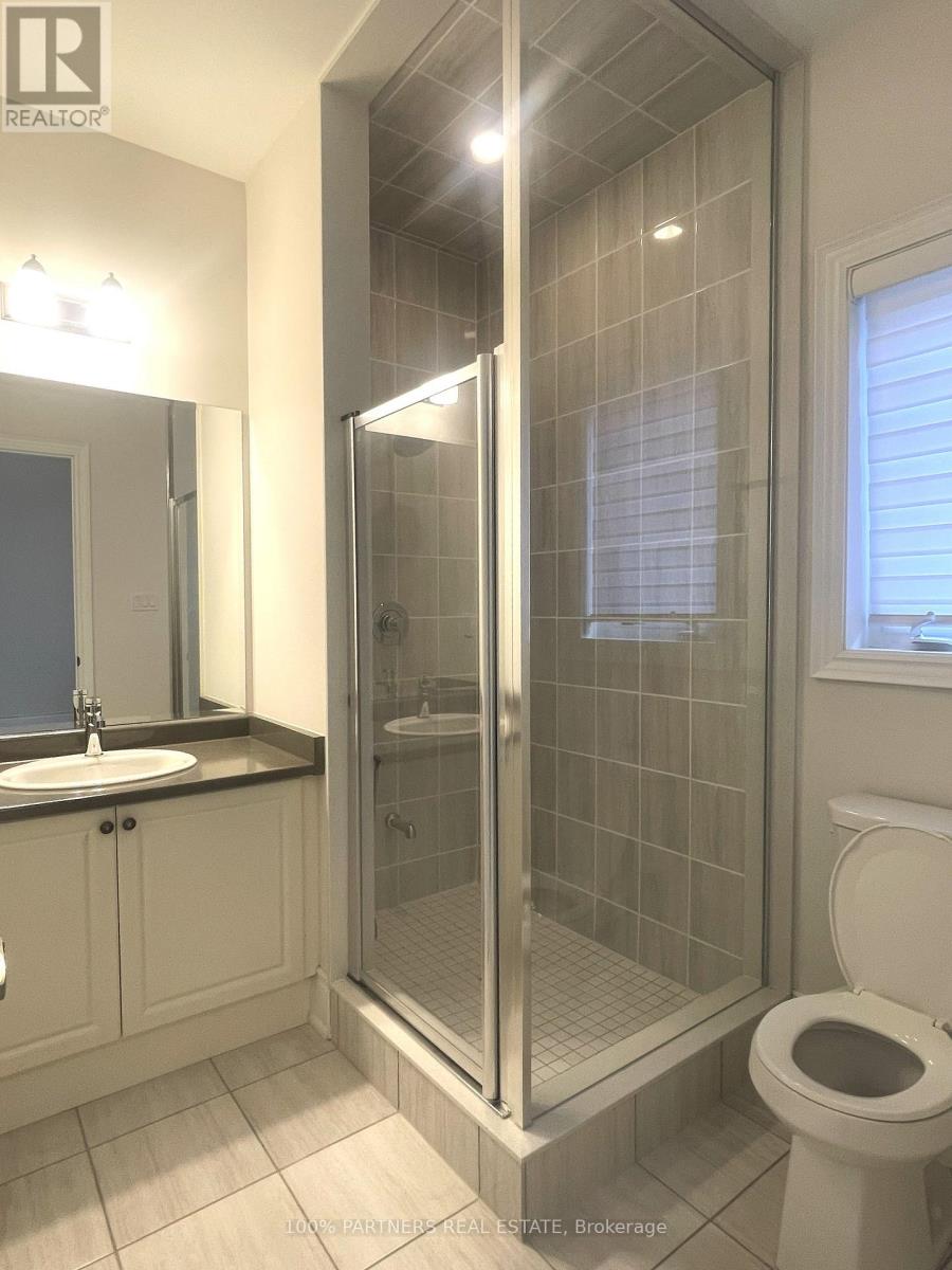 117 Botelho Circle E, Aurora, Ontario  L4G 7Y0 - Photo 14 - N13704734