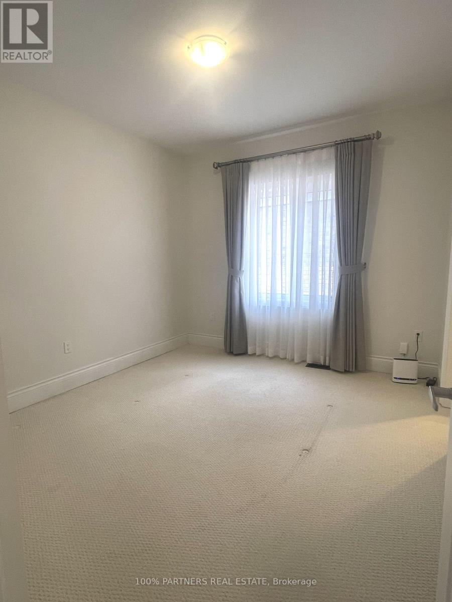 117 Botelho Circle E, Aurora, Ontario  L4G 7Y0 - Photo 15 - N13704734