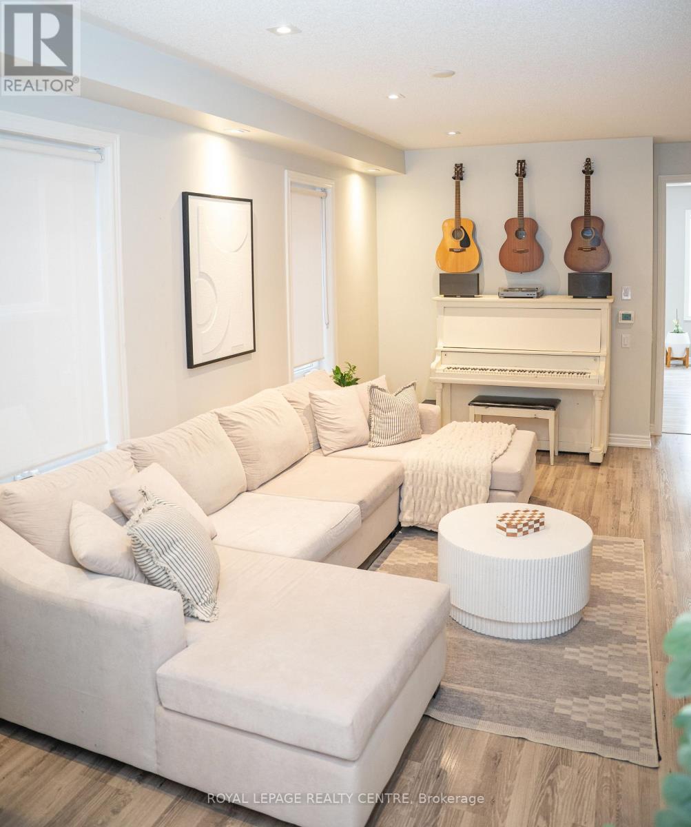 11 Falling Leaf Drive, Caledon, Ontario  L7C 2Z3 - Photo 7 - W13704702