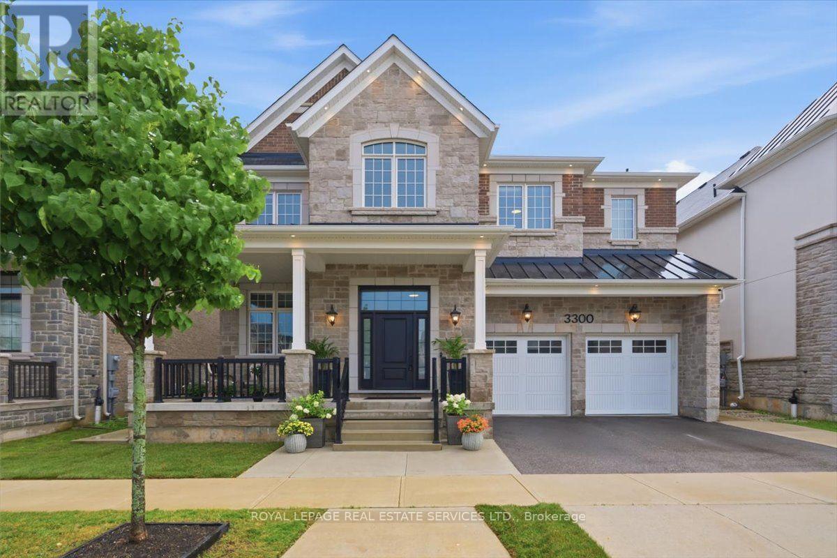 3300 SUNNINGDALE GARDENS, Oakville, Ontario