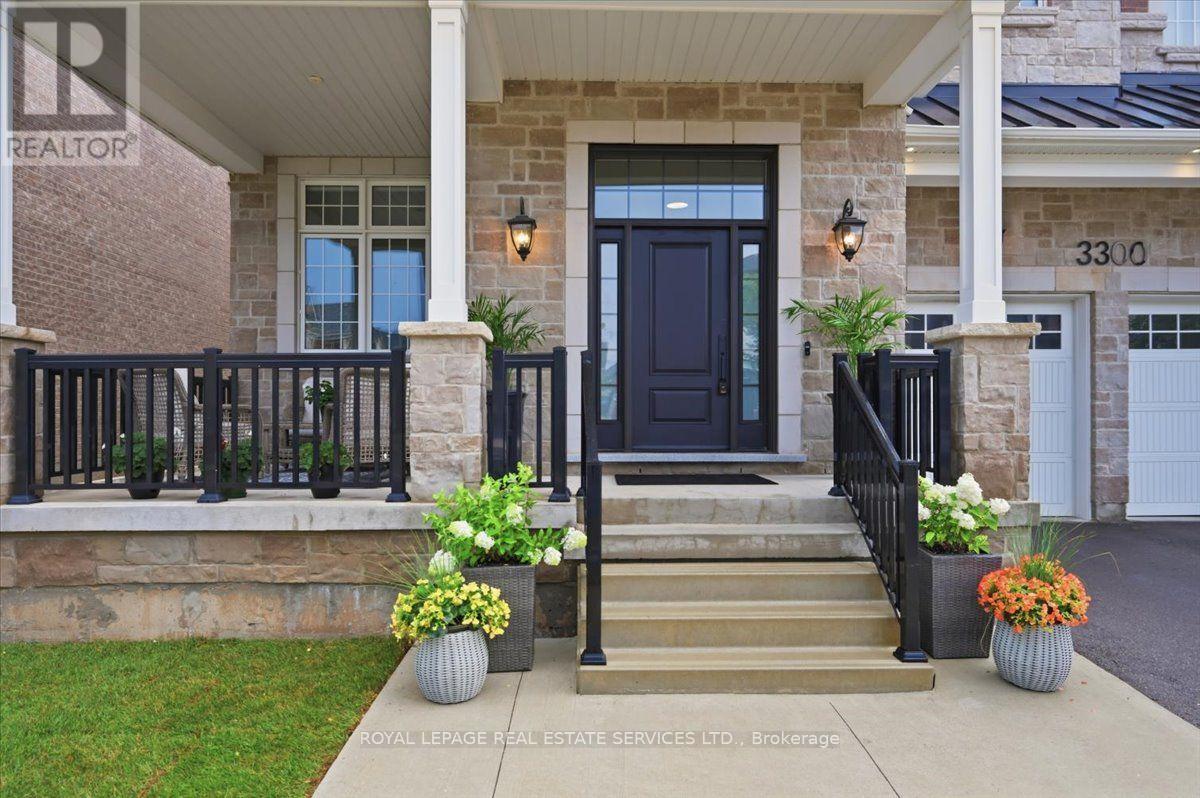 3300 Sunningdale Gardens, Oakville, Ontario  L6M 5K5 - Photo 2 - W13704708