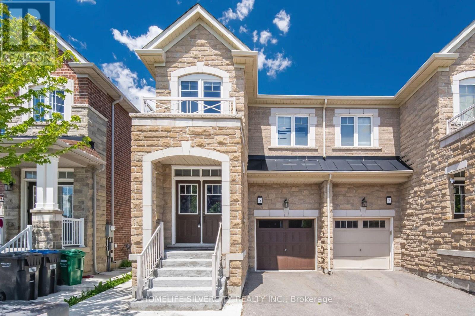 5 BAFFIN CRESCENT, Brampton, Ontario