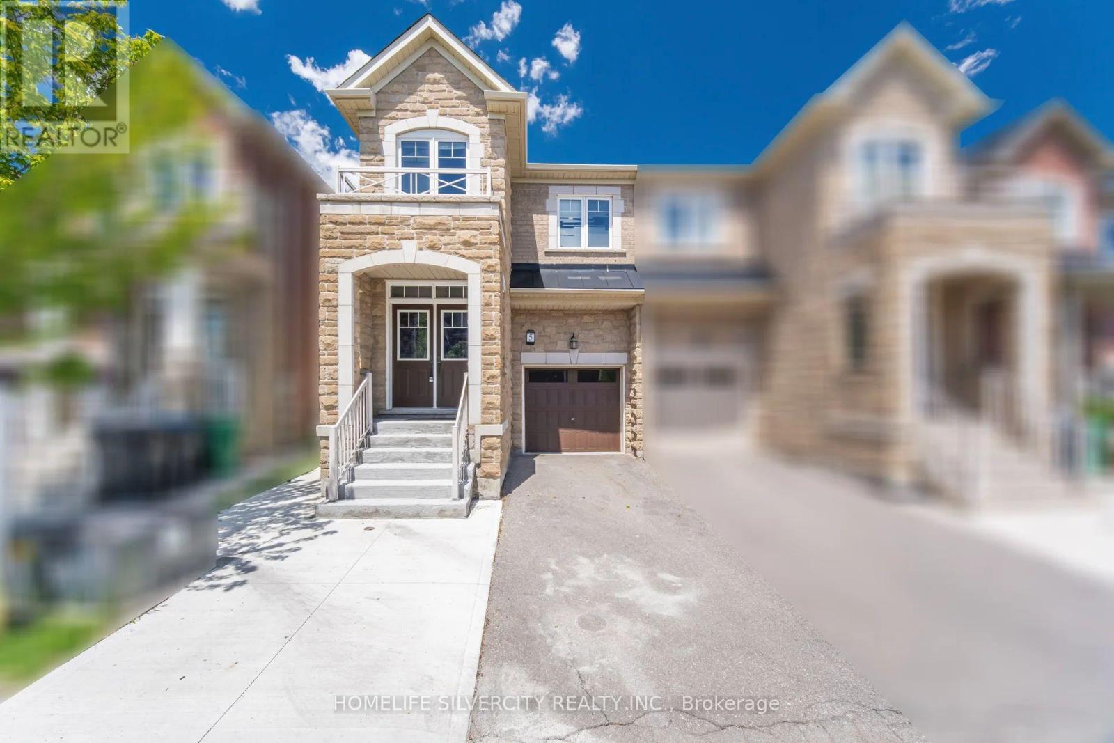 5 Baffin Crescent, Brampton, Ontario  L7A 4K7 - Photo 2 - W13704710