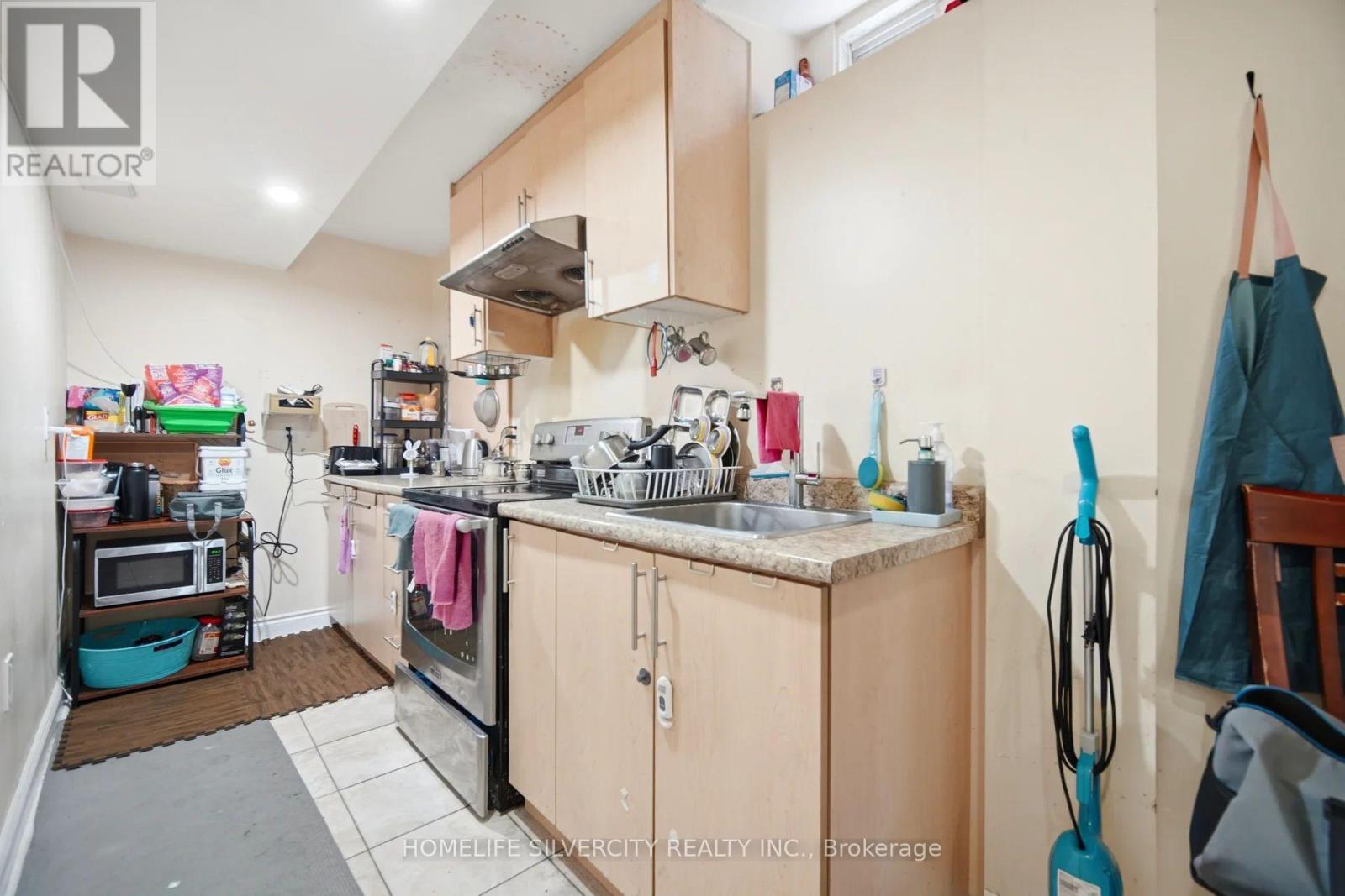 5 Baffin Crescent, Brampton, Ontario  L7A 4K7 - Photo 39 - W13704710