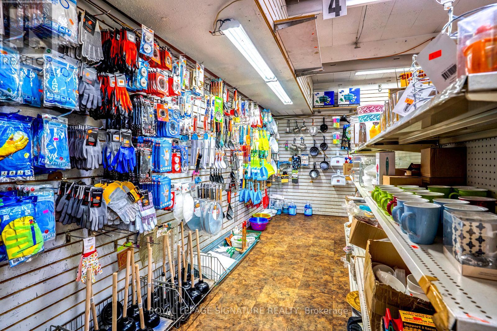 1180 St. Clair Avenue W, Toronto, Ontario  M6E 1B4 - Photo 8 - W13704738