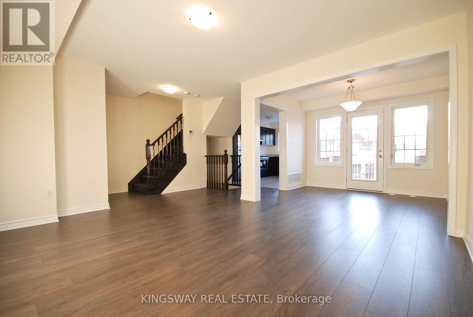 1670 Clitherow Street, Milton, Ontario  L9E 0A3 - Photo 2 - W13704742