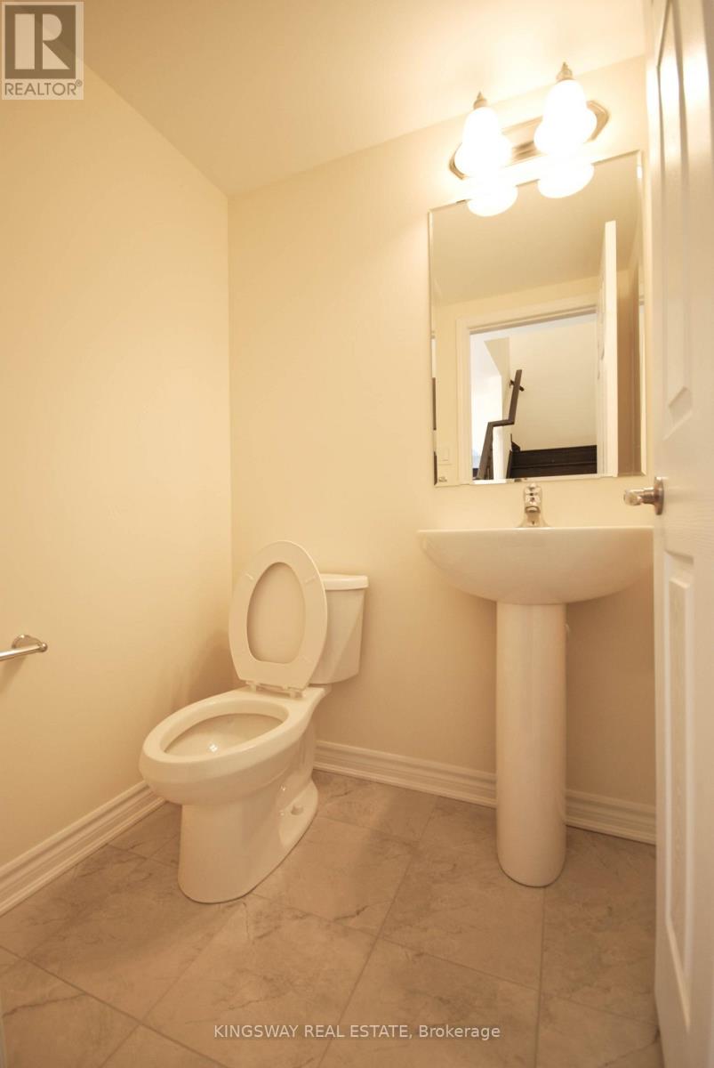 1670 Clitherow Street, Milton, Ontario  L9E 0A3 - Photo 5 - W13704742