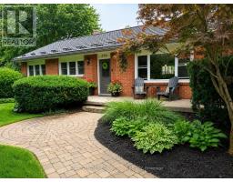 296 PROGRESTON ROAD, Hamilton, Ontario