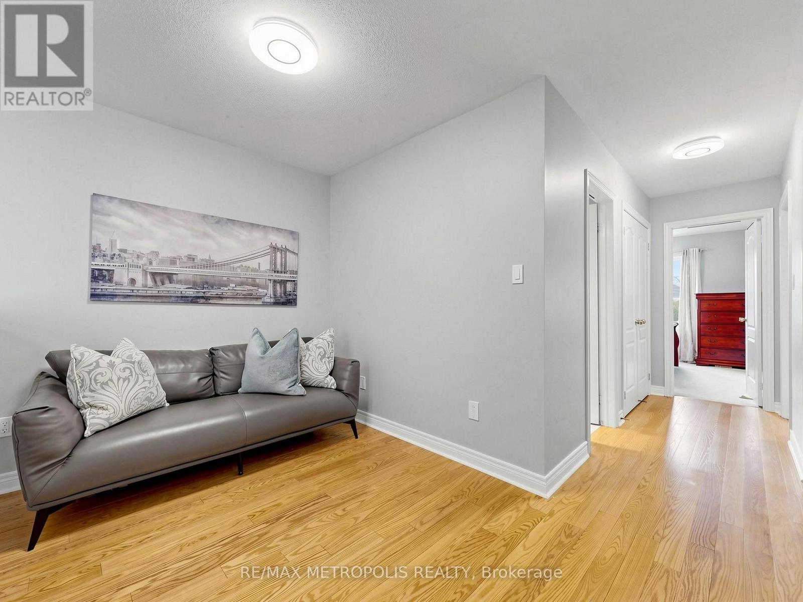 84 Braebrook Drive, Whitby, Ontario  L1R 0M9 - Photo 37 - E13704144