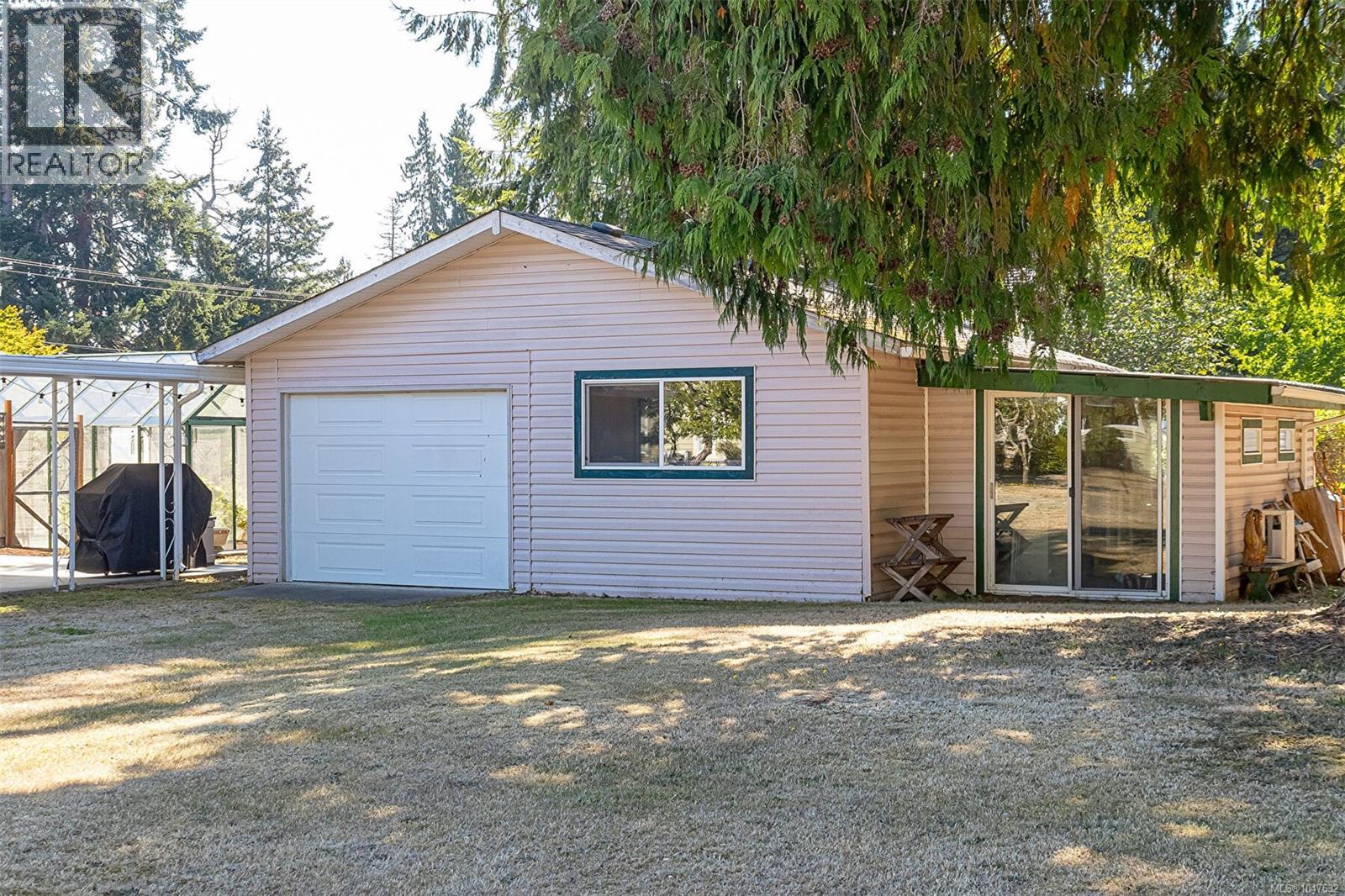 6780 Island Hwy W, Bowser, British Columbia  V0R 1G0 - Photo 29 - 1047632