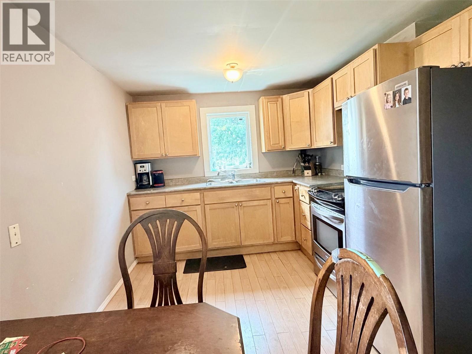 112 7th Avenue N, Creston, British Columbia  V0B 1G3 - Photo 20 - 10395078