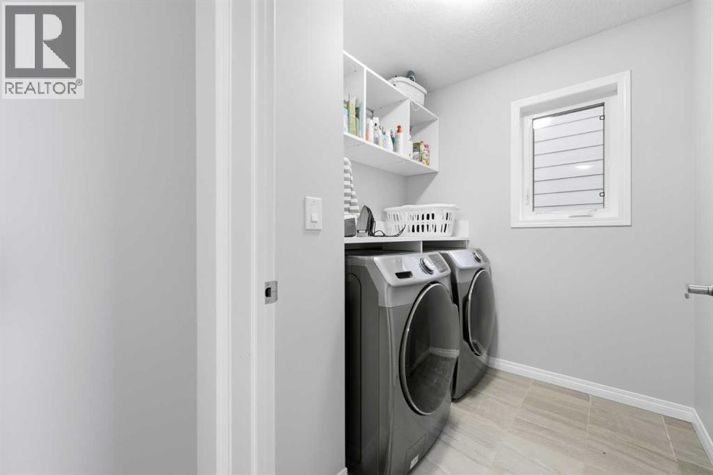 102 Yorkville Green Sw, Calgary, Alberta  T2X 4K1 - Photo 32 - A2337582