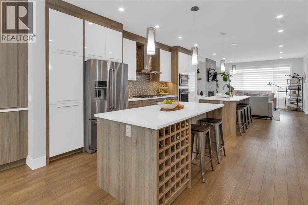1412 41 Street Sw, Calgary, Alberta  T3C 1X6 - Photo 4 - A2337811