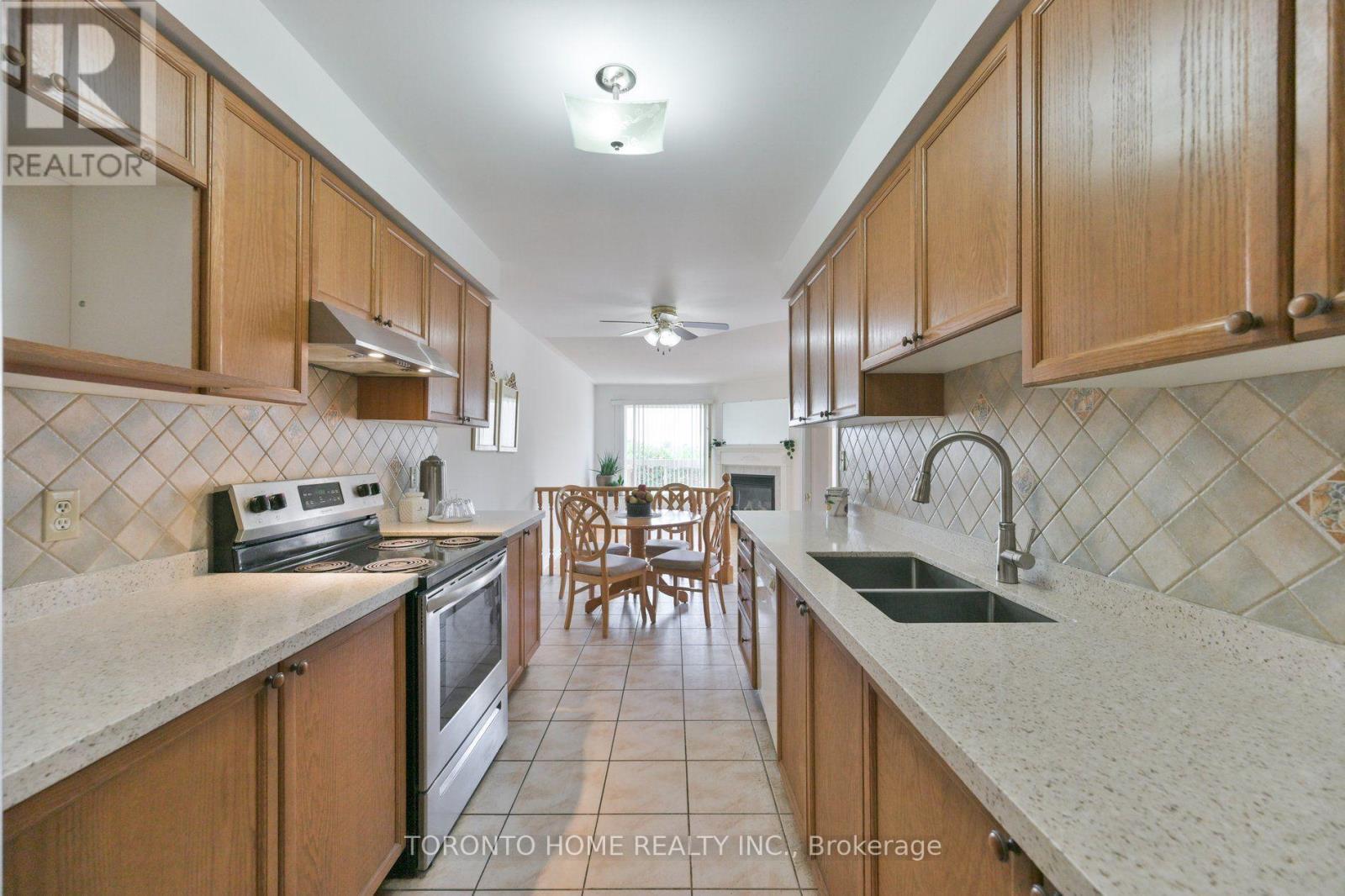 280 Monte Carlo Drive, Vaughan, Ontario  L4H 1R2 - Photo 12 - N13704760