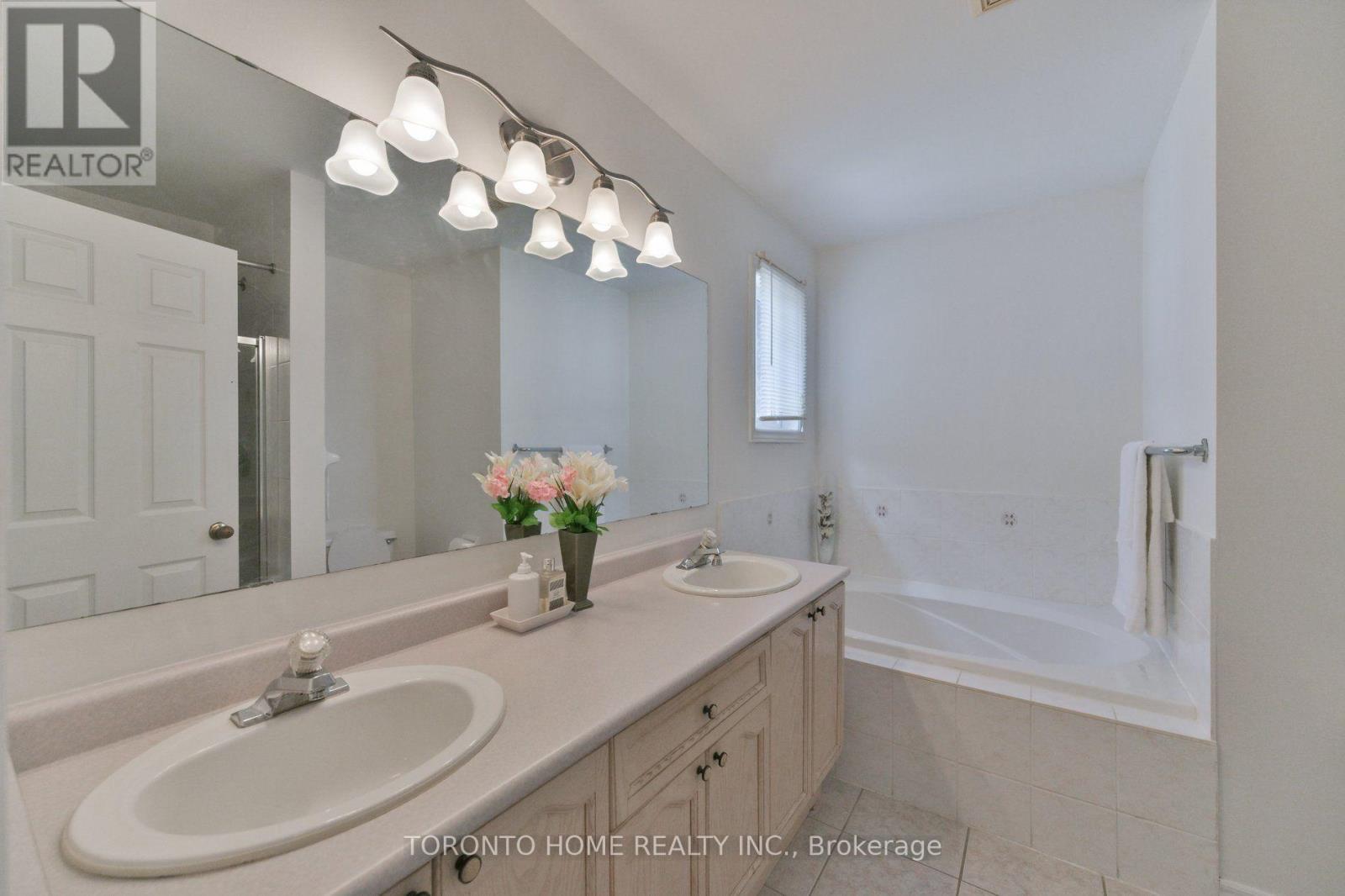 280 Monte Carlo Drive, Vaughan, Ontario  L4H 1R2 - Photo 28 - N13704760