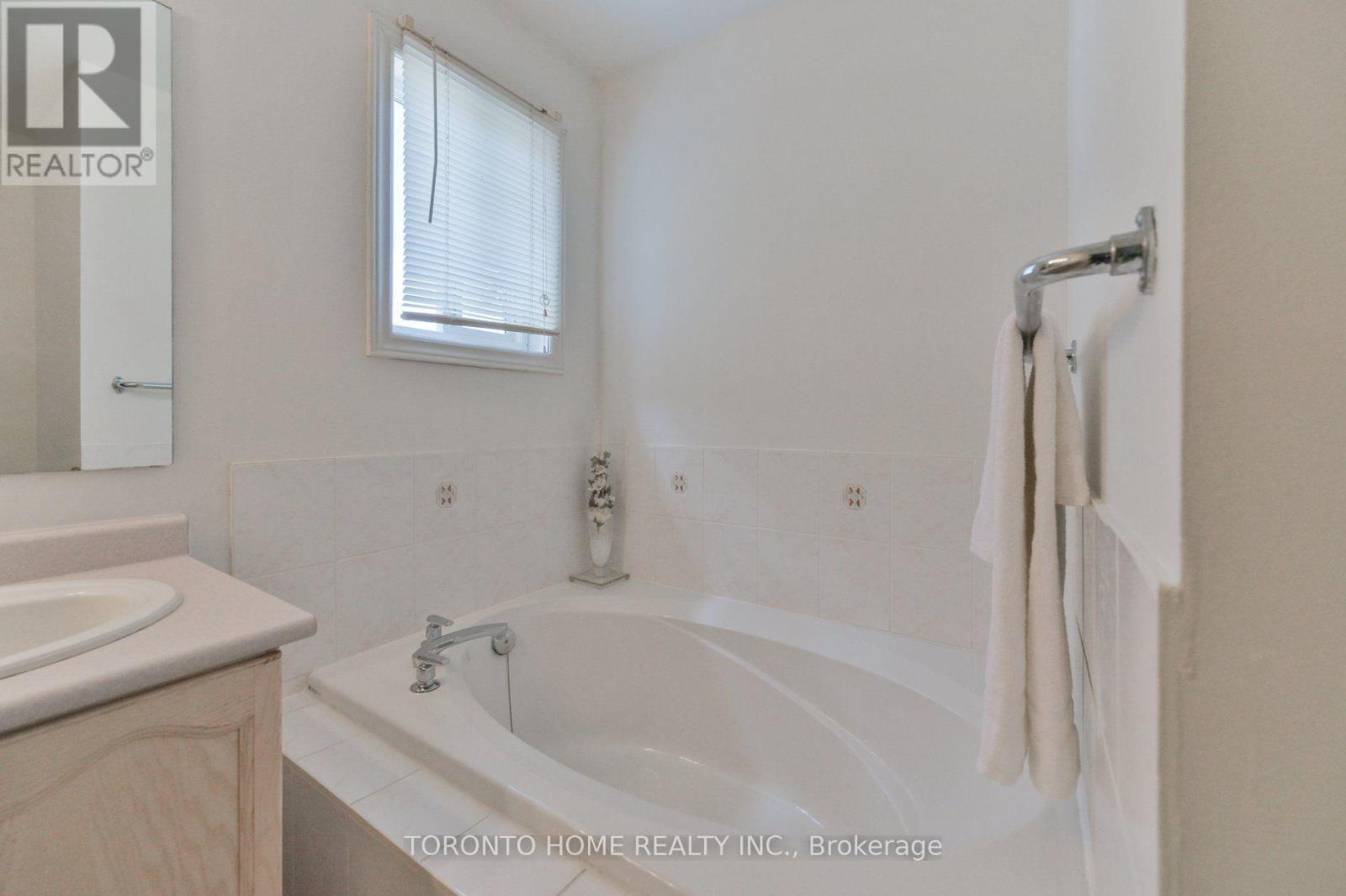 280 Monte Carlo Drive, Vaughan, Ontario  L4H 1R2 - Photo 30 - N13704760