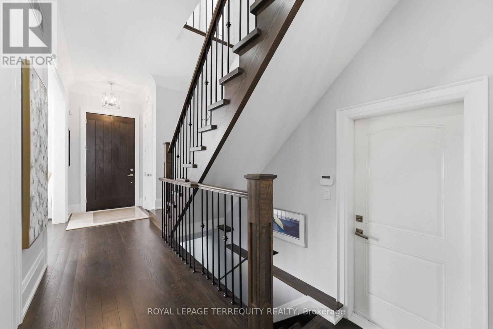 130 Edgecroft Road, Toronto, Ontario  M8Z 2C3 - Photo 15 - W13557300