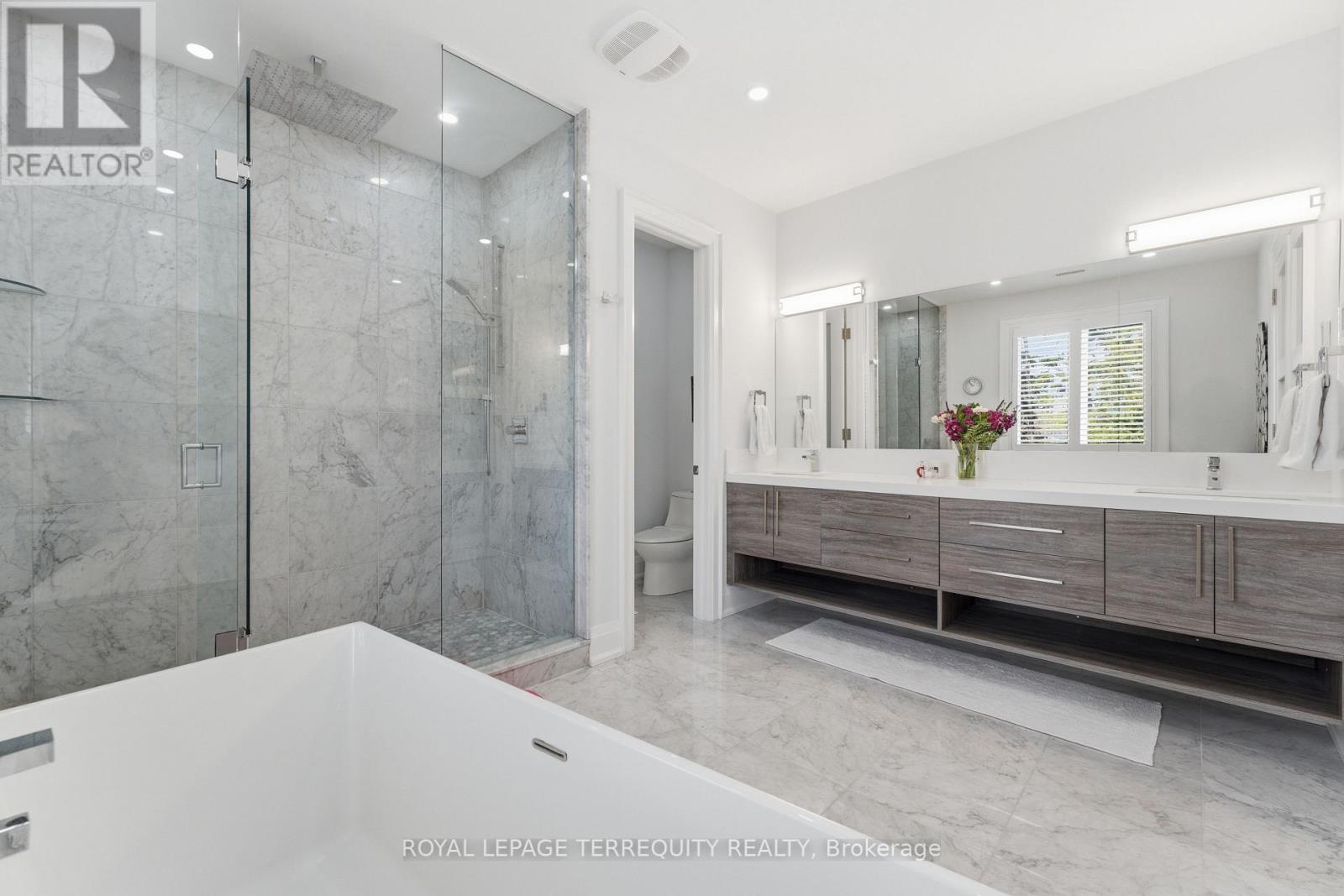130 Edgecroft Road, Toronto, Ontario  M8Z 2C3 - Photo 26 - W13557300