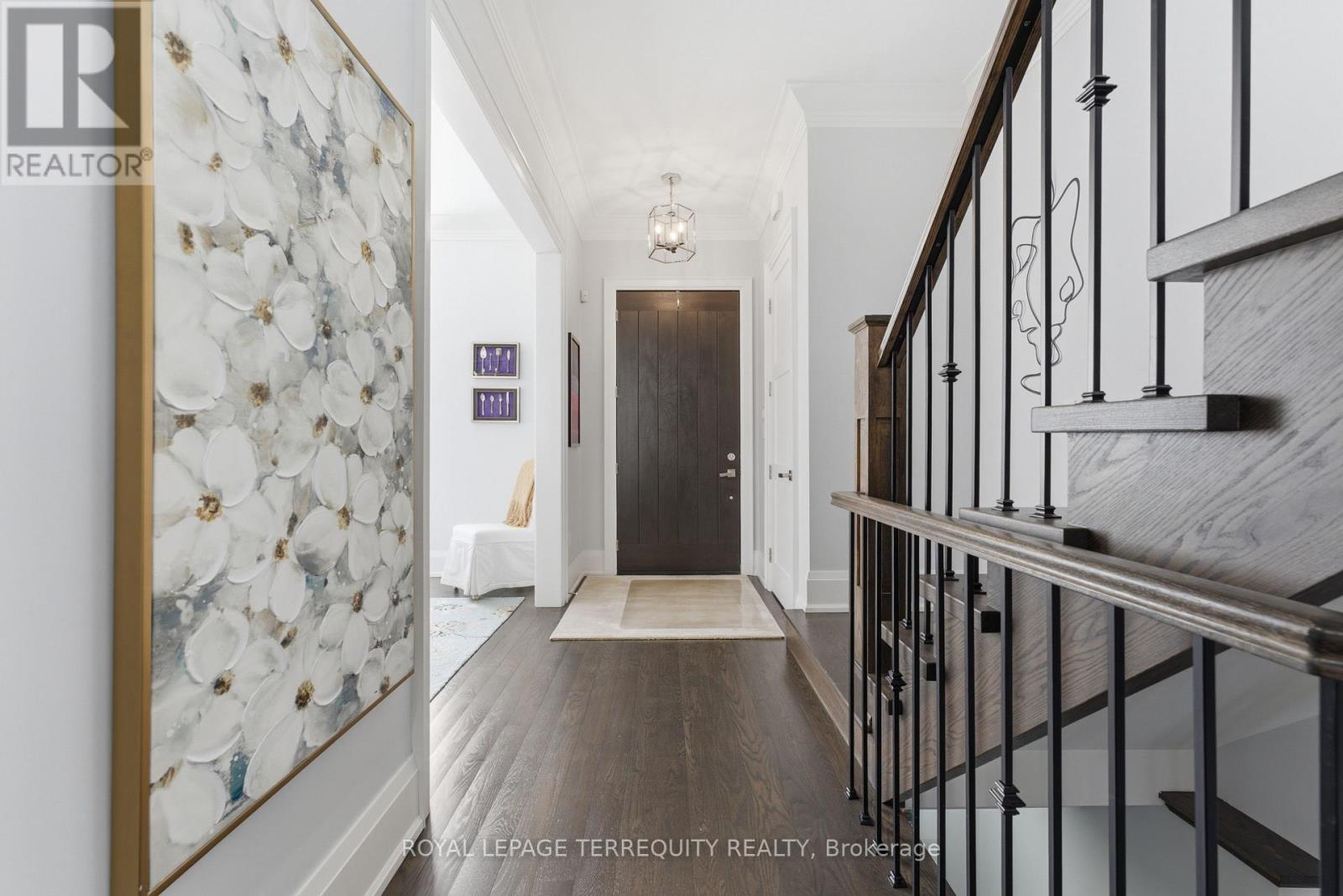 130 Edgecroft Road, Toronto, Ontario  M8Z 2C3 - Photo 8 - W13557300