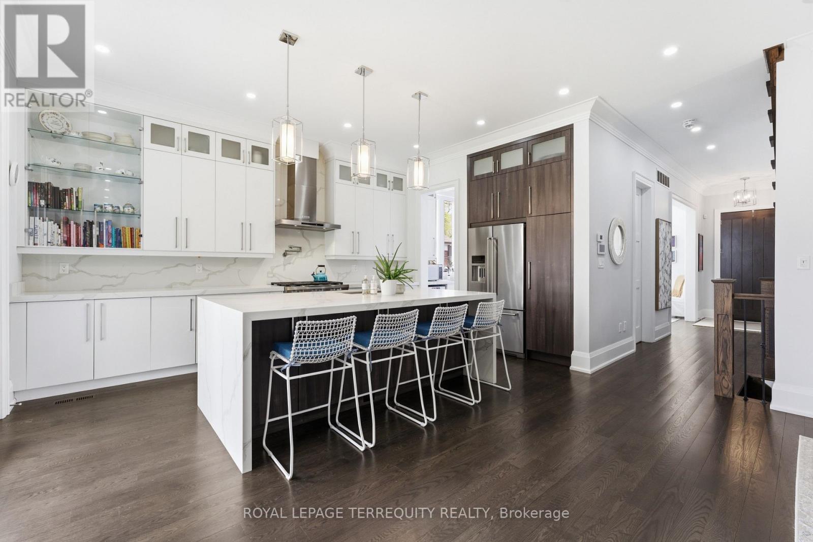130 Edgecroft Road, Toronto, Ontario  M8Z 2C3 - Photo 7 - W13557300