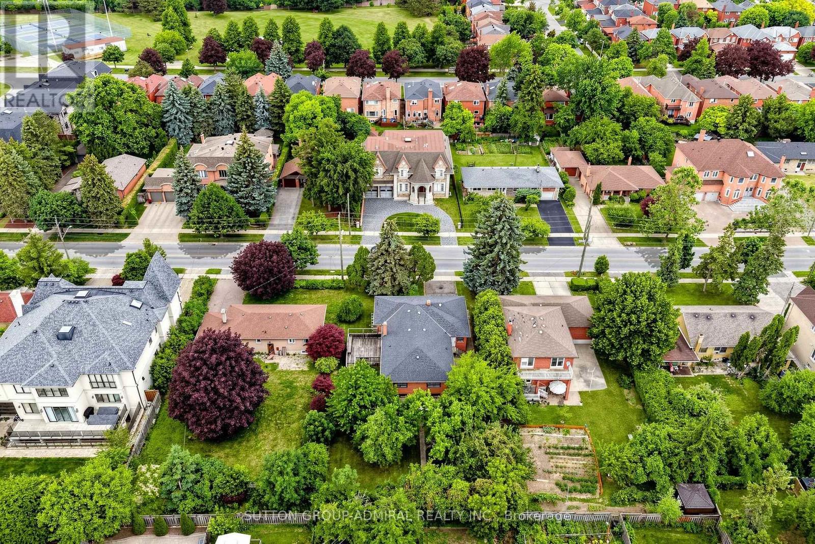 129 Crestwood Road, Vaughan, Ontario  L4J 1A7 - Photo 49 - N13052666