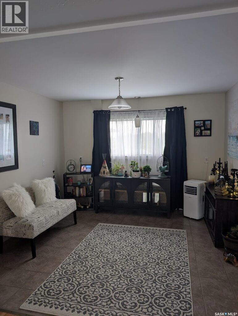344 Young Street, Macoun, Saskatchewan  S0C 1P0 - Photo 16 - SK040992