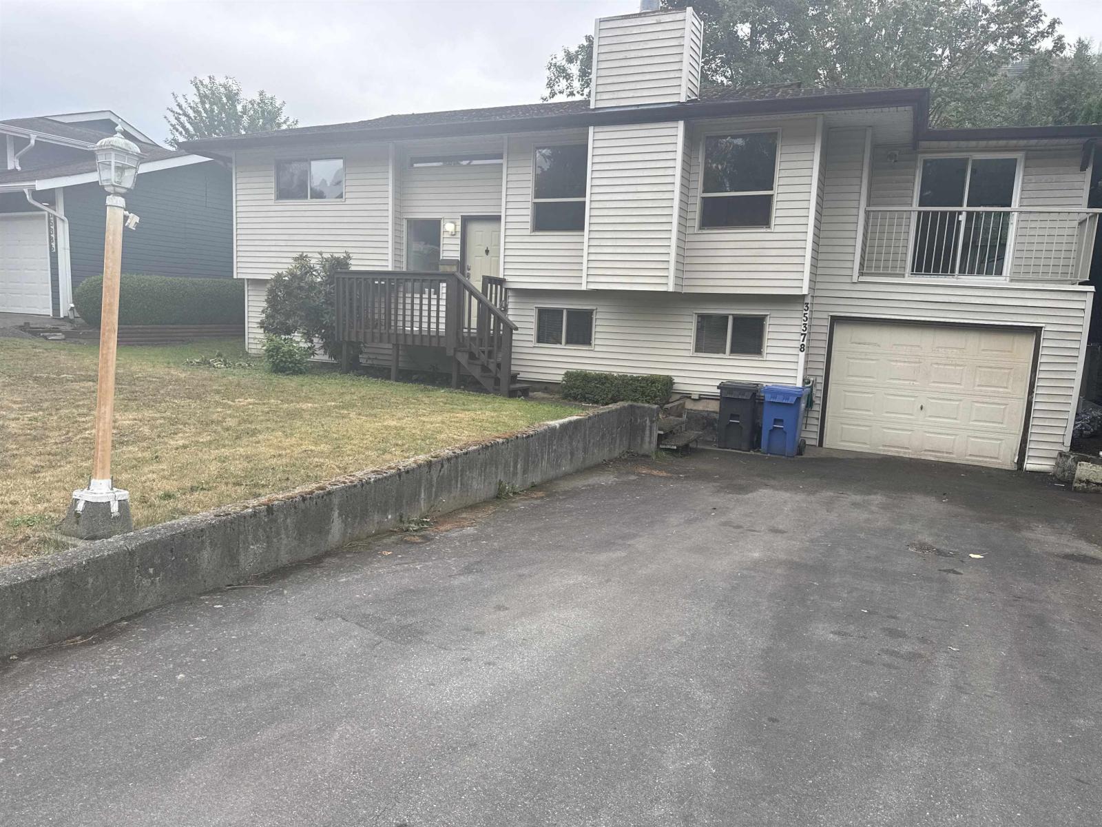 35378 Wells Gray Avenue, Abbotsford, British Columbia V2S 5W9 - Photo 1 - R3155552