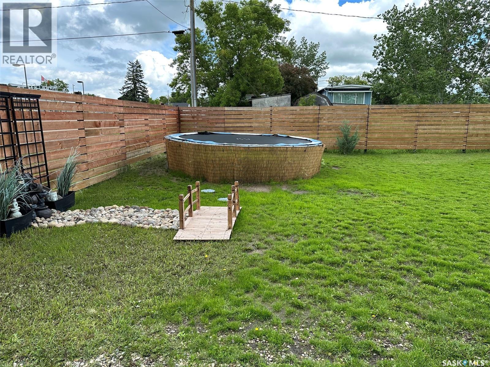 344 Young Street, Macoun, Saskatchewan  S0C 1P0 - Photo 41 - SK040992