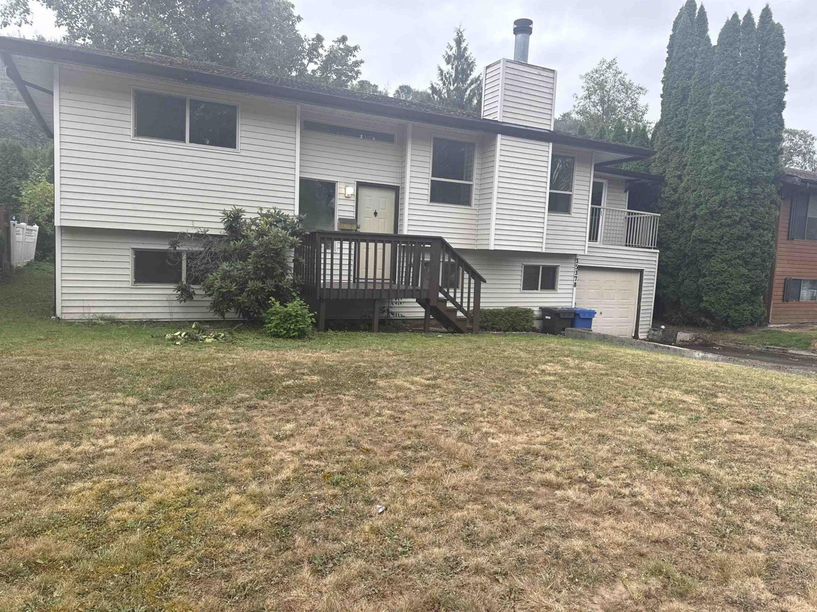35378 Wells Gray Avenue, Abbotsford, British Columbia V2S 5W9 - Photo 3 - R3155552