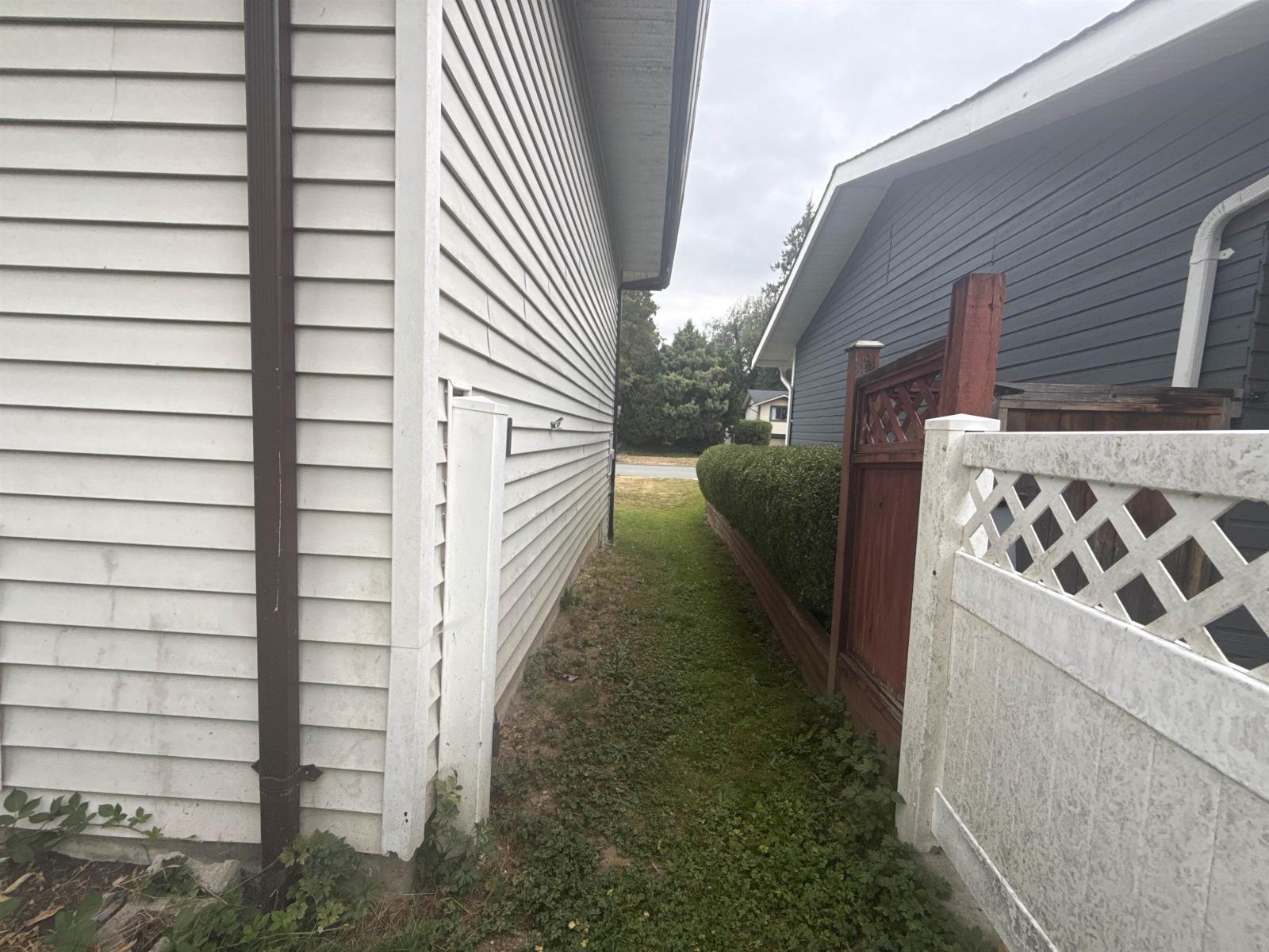 35378 Wells Gray Avenue, Abbotsford, British Columbia V2S 5W9 - Photo 37 - R3155552