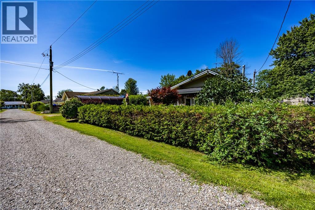 11 Barbara Drive, Nanticoke, Ontario  N0A 1L0 - Photo 2 - 40850723