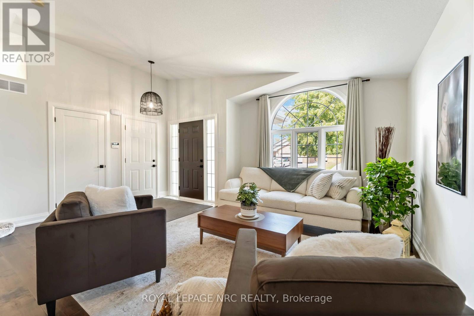 3680 Weinbrenner Road, Niagara Falls, Ontario  L2G 7Y4 - Photo 8 - X13704784
