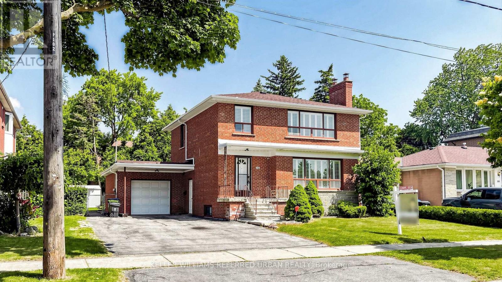104 OTONABEE AVENUE, Toronto, Ontario