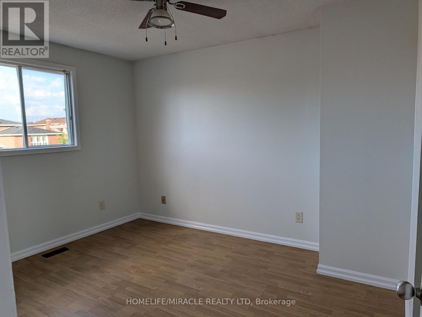 18 Beisel Court, Brampton, Ontario  L6Z 2R8 - Photo 9 - W13704782