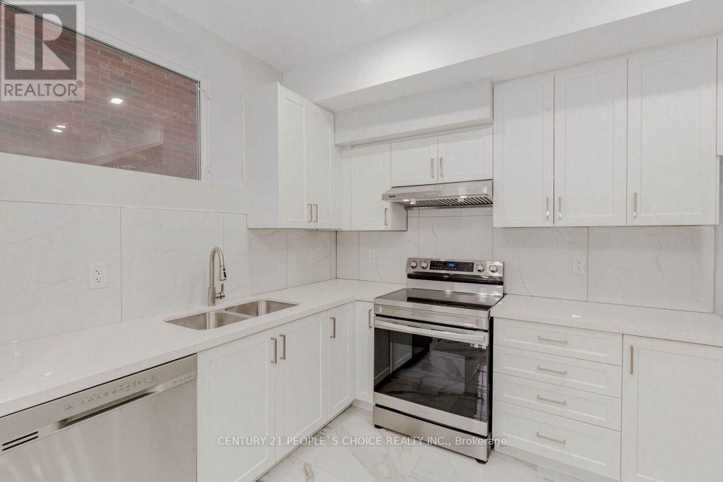 Lower - 4 Cachet Court, Brampton, Ontario  L6X 0X2 - Photo 12 - W13704806