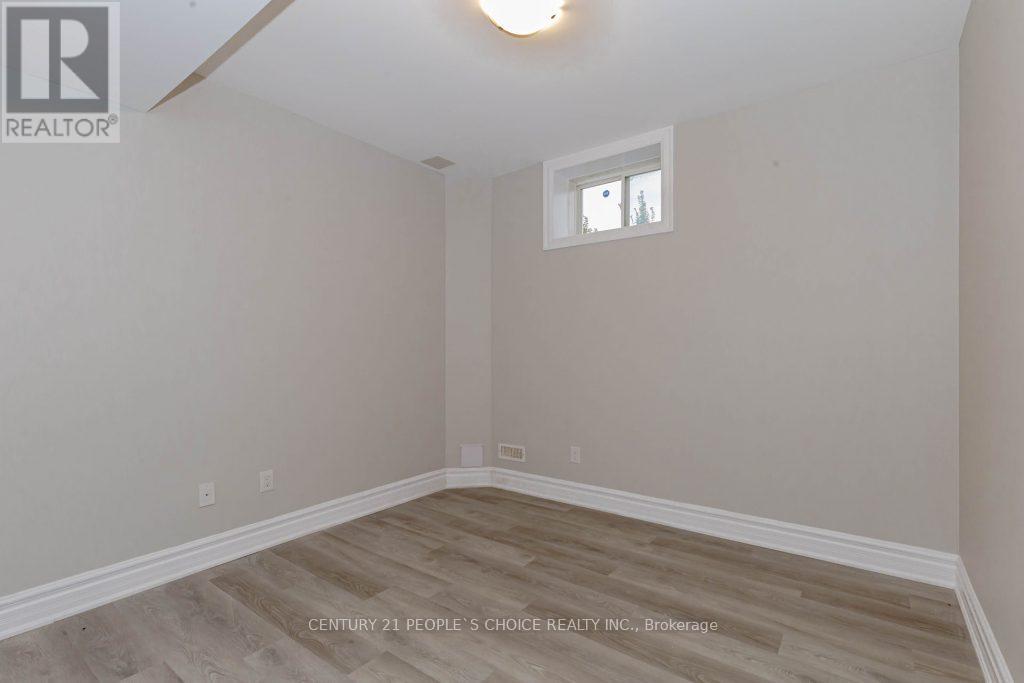 Lower - 4 Cachet Court, Brampton, Ontario  L6X 0X2 - Photo 22 - W13704806