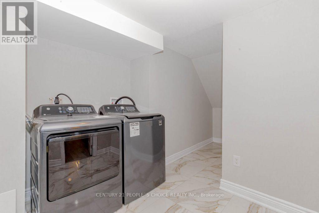 Lower - 4 Cachet Court, Brampton, Ontario  L6X 0X2 - Photo 34 - W13704806