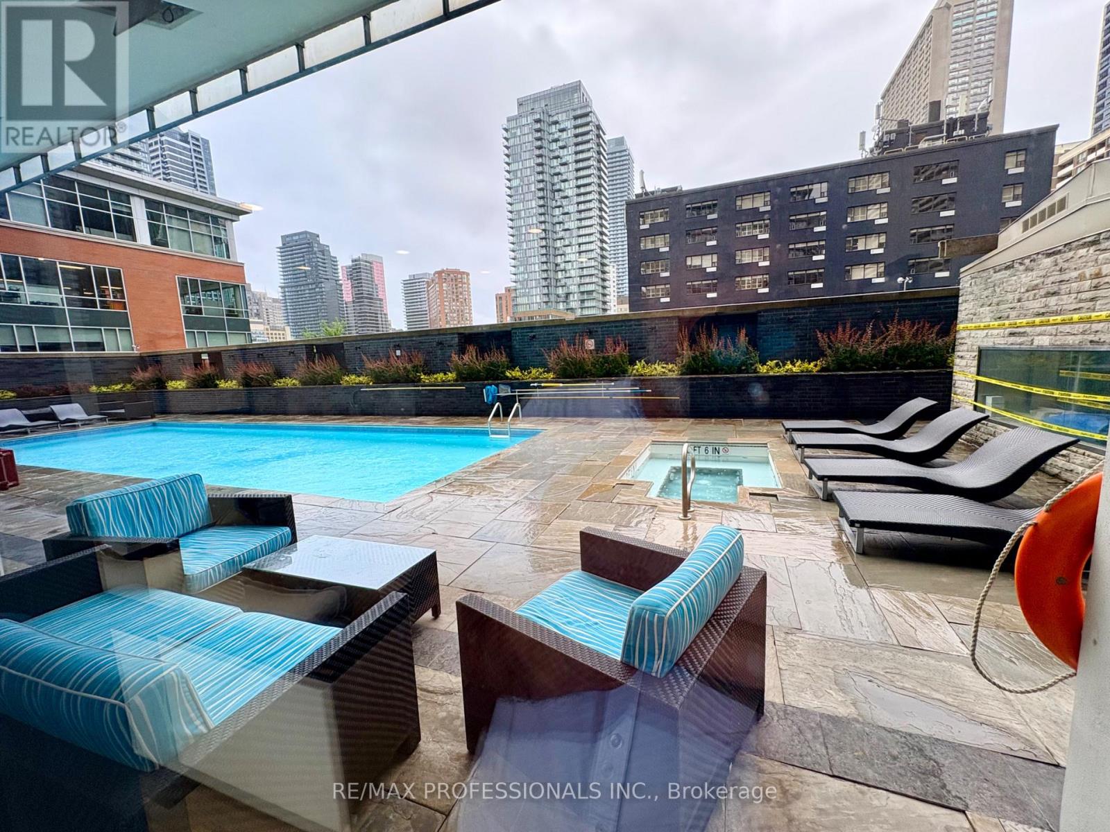 710 - 33 Charles Street E, Toronto, Ontario  M4Y 0A2 - Photo 42 - C13703222