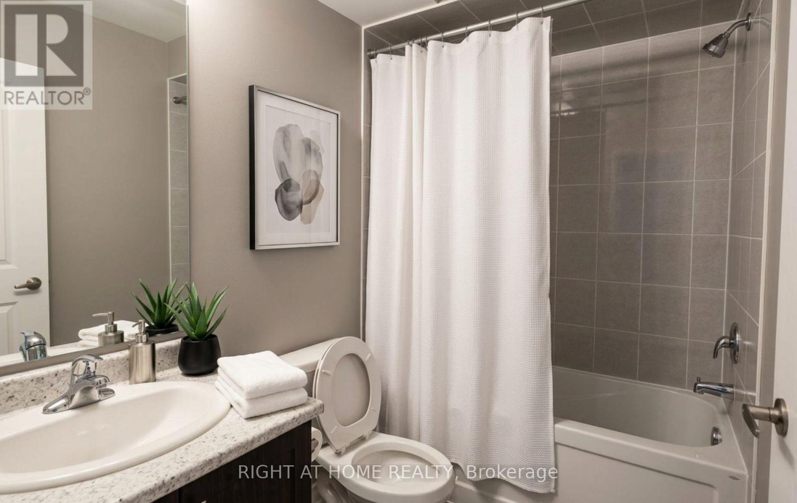 Unit#1 - 1758 Lawrence Avenue W, Toronto, Ontario  M6L 3C4 - Photo 28 - W13629002