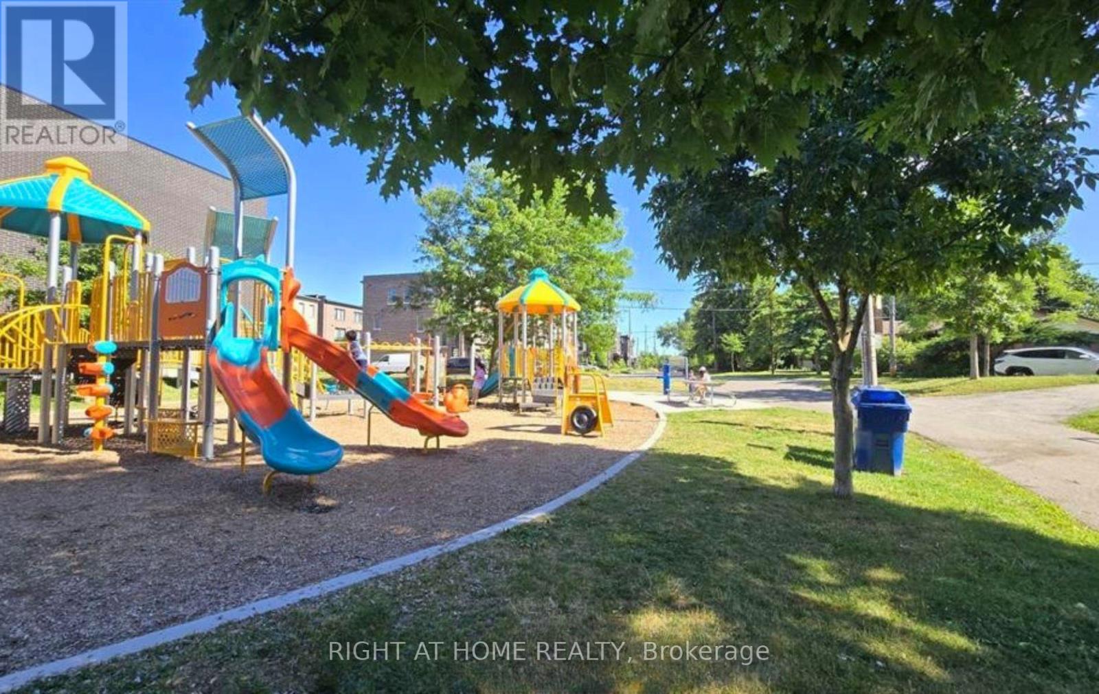 Unit#1 - 1758 Lawrence Avenue W, Toronto, Ontario  M6L 3C4 - Photo 35 - W13629002